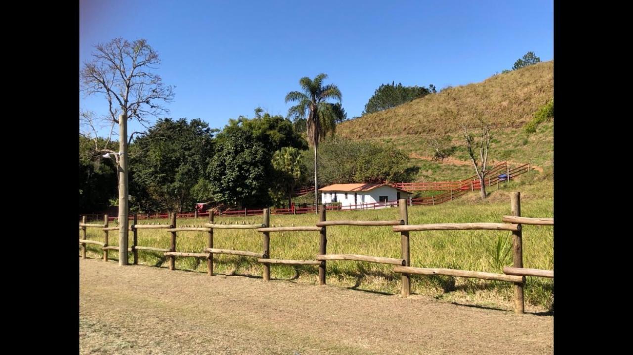 Villa Vivenda Dos Guaranys -Um Projeto Ecologico - Casa Conservatória Exterior foto